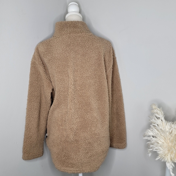 Koolaburra by UGG | Brushed Back Sherpa Pullover | Amphora Tan | Small - Picture 4 of 9